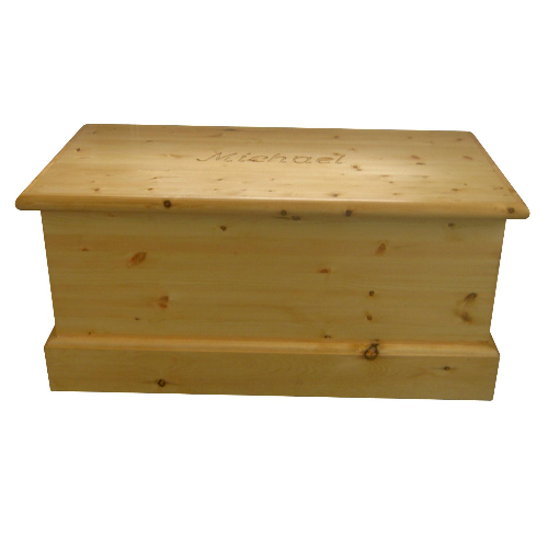 personalized wooden toy boxes
